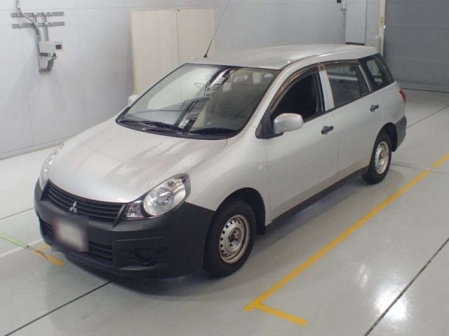 40004 Mitsubishi Lancer van CVY12 2016 г. (CAA Chubu)